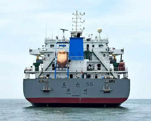 廈門華洋全套派員“東山55”輪圓滿實(shí)現(xiàn)臺灣本島歷史性首航